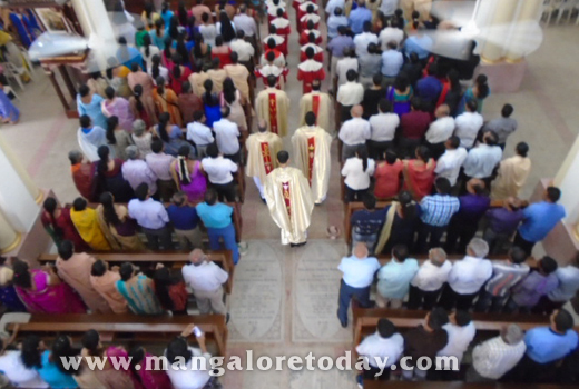 Monthi Festh in mangaluru 1